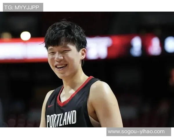 媒体人点评弗拉格表现不佳呼吁开拓者给予杨瀚森更多耐心与时间